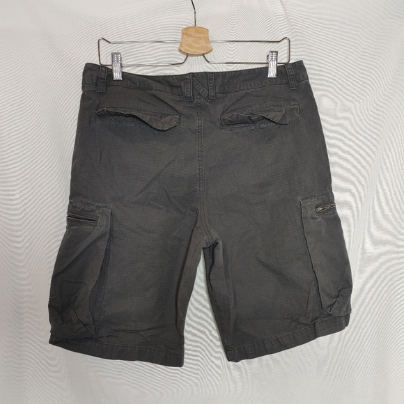 Nike‎ Sportswear Cargo Shorts Slate Gray Khaki Flat Fornt Pockets 32 613644-060 - Picture 3 of 8